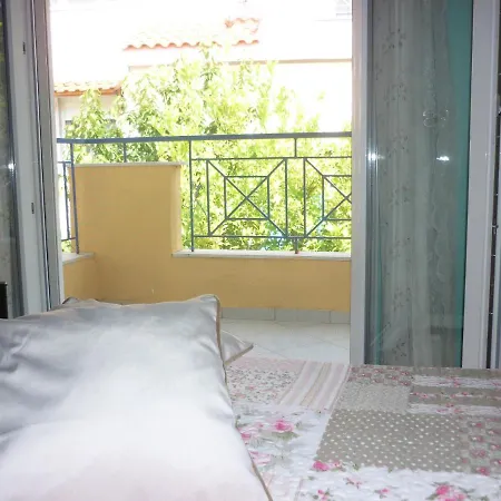 Sea View House *